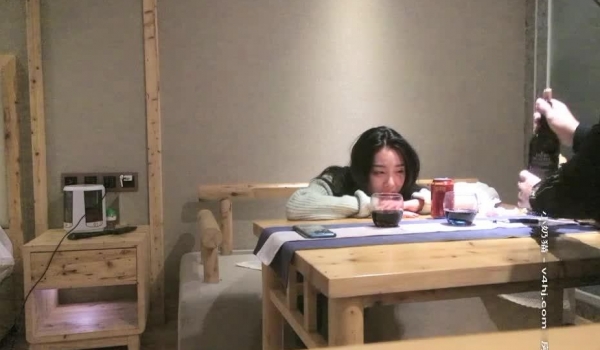 年度泡良精品推荐，【白嫖探花&技术博主】单日五十万金币收益，万众期待，极品美女，卖酒妹，勾搭到开