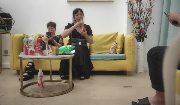 【专约老阿姨】吃了三片伟哥都硬不起来无奈换两年轻一点的老阿姨