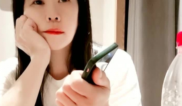 【良家故事】，跟着大神学泡良，寂寞人妻还想找到喜欢自己的人，一夕风流，阴道被插入的片刻欢愉也足够