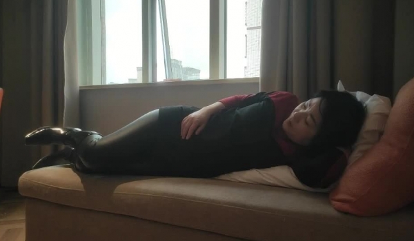 中年妇女收割机 【良家故事】，跟着大神学泡良，这么多寂寞的灵魂等待安慰，人妻姐姐看来不是第一次了