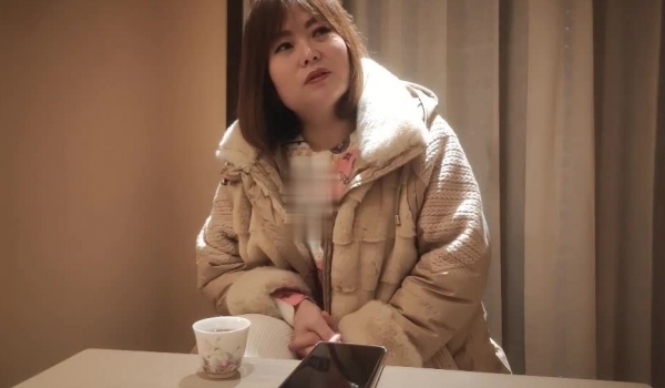中年妇女收割机【良家故事】，跟着大神学泡良，隔了一个多月还想被操，饥渴人妻太多，宠幸新欢