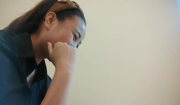 【爱情故事】最新拿下新良家，漂亮温柔，少妇正是如狼似虎的时刻，欲拒还迎下午钟点房春宵一刻