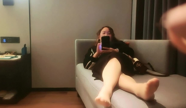 【良家故事】网恋 中年良家妇女收割机，人妻出轨，饥渴怨妇被疯狂满足，呻吟销魂
