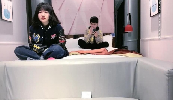 【白嫖探花&技术博主】泡良大神约操00后小萝莉，吃饭聊天酒店开房全程记录，话术套路经典教材，良家