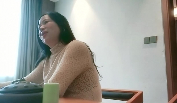 泡良最佳教程，猎艳大神劲爆佳作，【良家故事】 偷拍 网恋 中年良家妇女收割机~1天1场，人妻寻觅