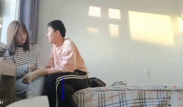 南总极品探花新面孔探花不吹牛真实大奶大一学生妹良家房间里忽悠到位全景直播无套干了一炮走了
