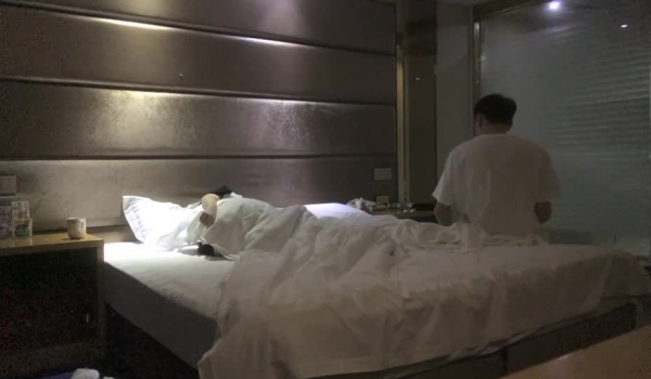 泡良最佳教程，完整版未流出【666绿帽白嫖良家】美女收割机，从学生妹到小少妇，颜值高