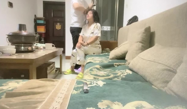 佳人有约 【恋哥】，偷拍 网奔 新人御姐开车接情郎，两天三炮缠绵不断，泡良大神体贴入微，做饭操逼