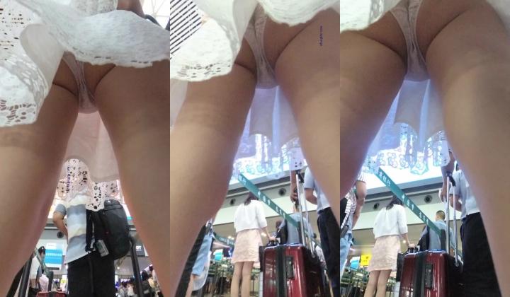 【最新 ️极品 ️抄底】超高质量机场地铁抄底⑤ ️惊现极品无内长腿美女 是方便借机小哥啪啪吗 高
