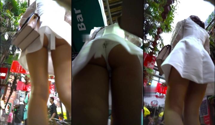 牛B大神一路走一路抄底多位漂亮的小姐姐惊险又刺激 还有一位不穿内裤的少妇