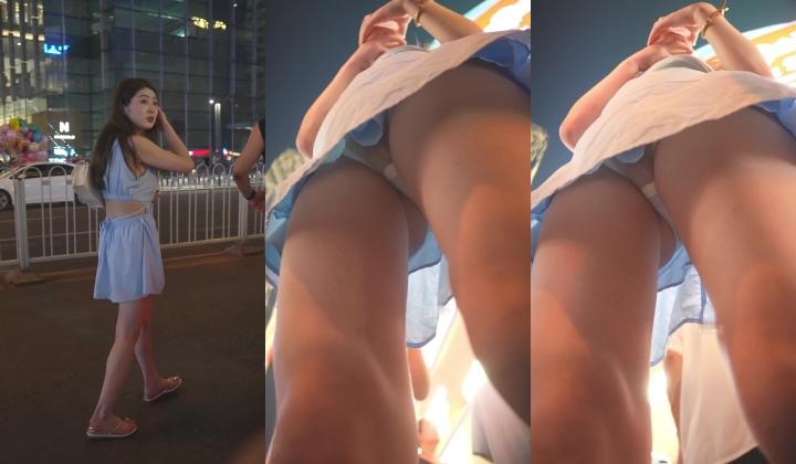 路边抄底短裙美女穿着前面是透明的内裤 能清楚的看到是个无毛的小嫩B