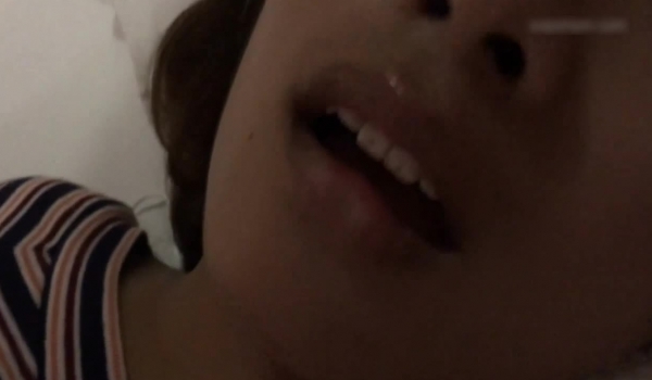 精品推荐-喜欢丝袜的猥琐男把公司清纯漂亮的小白领灌醉啪啪后又给她换不同丝袜玩弄,没想到毛毛那么旺