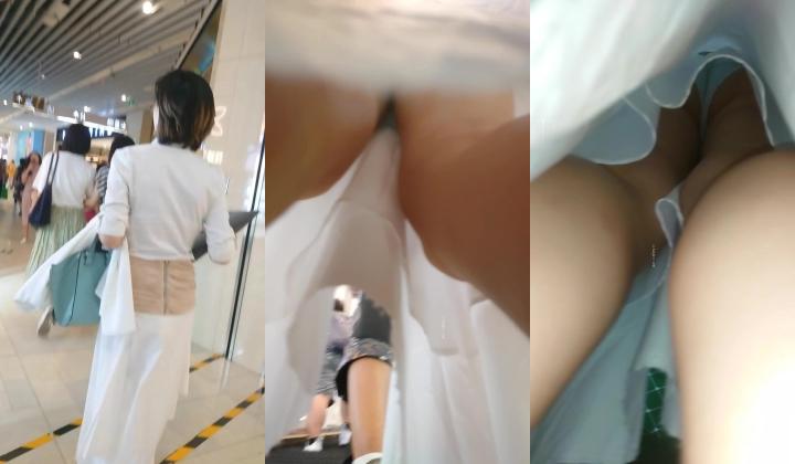 【精品CD】牛人大神尾随抄底女白领，女王气质 亮点：超骚丁字裤妹子勒进PP缝