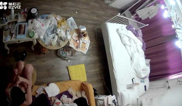 萤石云酒店偷拍疫区返乡女网红自我隔离独守空房的最后一部分凌乱的房间生活