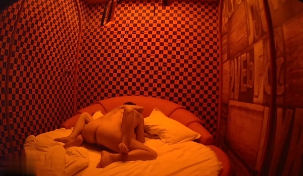 乐橙监控旅馆偷情的一对狗男女