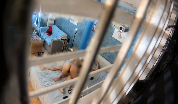 最新流出360酒店偷拍 ️巨乳大奶卖春少妇和3个嫖客口交胸推~最强毒龙钻