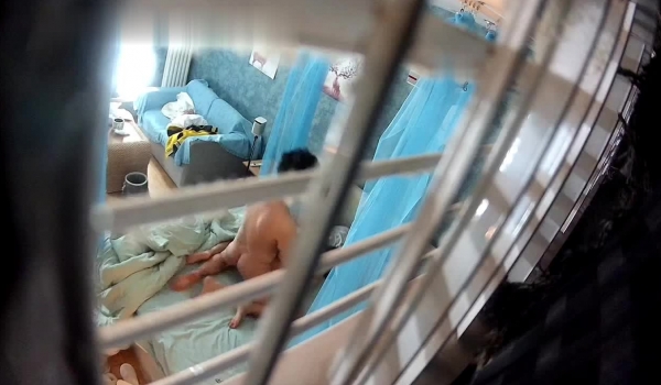 新流出360酒店摄像头偷拍 情趣舔脚 SM捆绑皮鞭拍打字母调教极品学妹