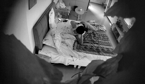 安防精品 尤物系列-高颜值女神被肌肉健身男狠操三次
