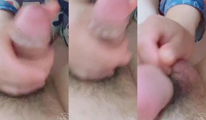 《震惊！史上最强 》镶珠神人与妈妈乱伦被外婆发现后续！卫生间内射布袋大奶60岁外婆和妈妈老家山林
