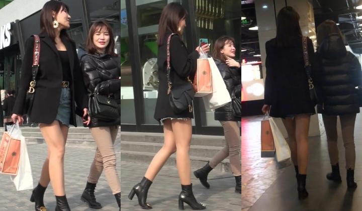 街头CD再现疑似不穿内裤的极品御姐 JK少女街头扭屁股[高清无水原档]