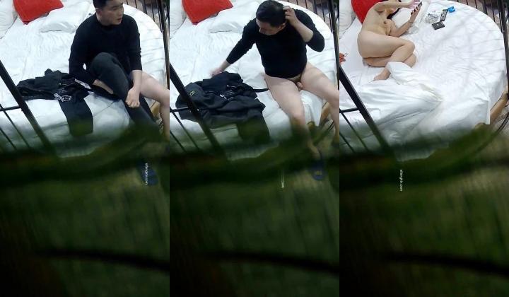 【萤石云酒店 ️极品流出】情人节快乐特辑 ️颜射内射捆绑震动棒 男女激情四射 捆绑 SM 指交 