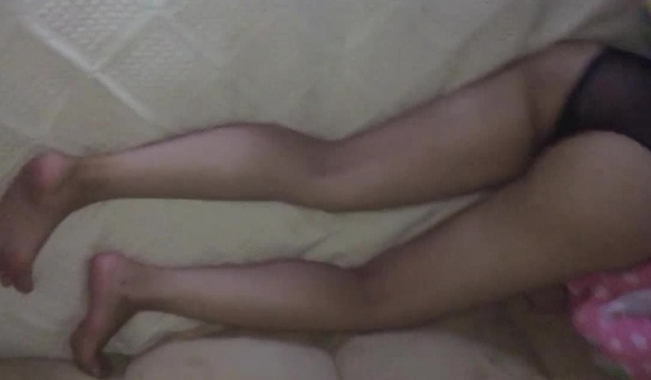 胡子大叔上门约炮刚刮过B毛的美女同事人美B肥干的是真过瘾完美露脸