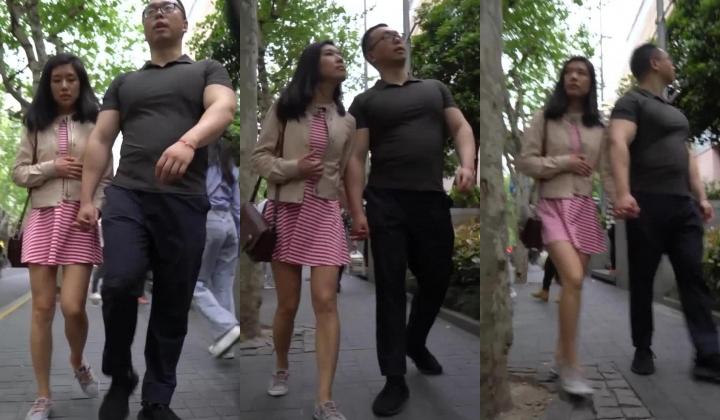 《极品CD秘魔手外购》闹市区极限贴身抄底多位漂亮小姐姐~各种性感小内内亮点多~清纯长腿美女极度反