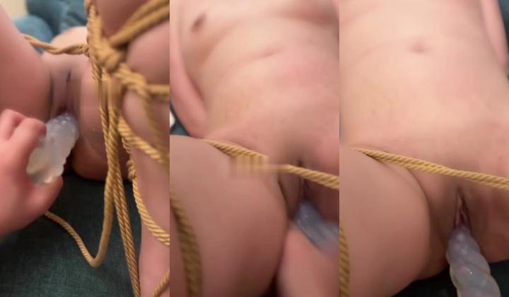 顶级淫妻博主，【曼曼奇】老婆露脸，露出，调教，多P，酒店深夜露出，马路景区，玩得超刺激