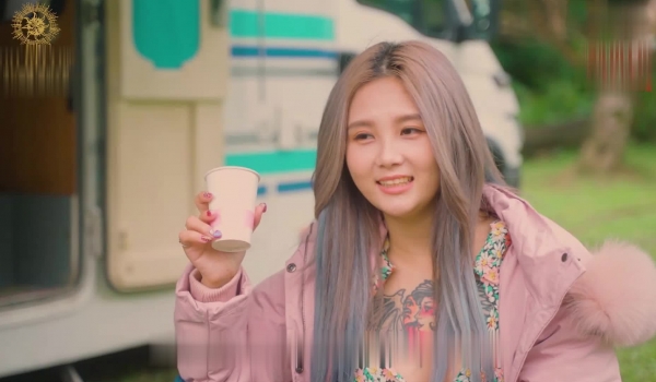 性视界xsjky023 与女儿露营瞒着家人做爱