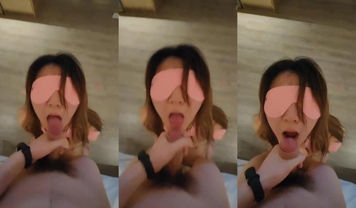 推特极品人形小母狗【Cc重制版】绝版福利，花式调教露出肛塞口交M腿狗链吃烟灰喝尿
