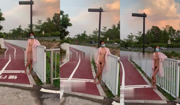 出道即巅峰，新手露出界天花板苗条女神tomm毫无底线农家院景区专卖店露出完结，协同闺蜜下乡裸体采