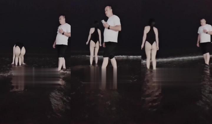 推特极限露出，长腿女神【浅浅GI9ZA】订阅，人前，公共场合，各种社死露出，诱惑农村老头