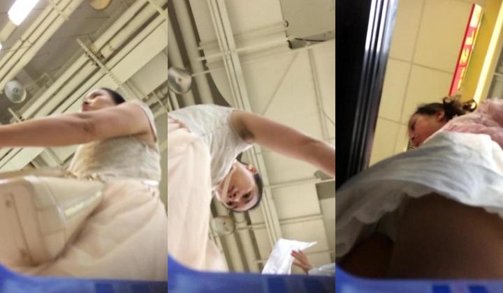 超市尾随偷窥四个买菜的美少妇裙底,清一色超短裙翘美臀真想轮番摸一摸