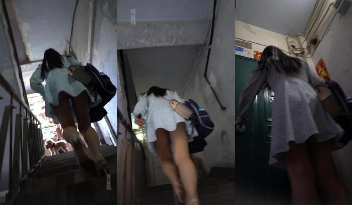 大胆牛人尾随偷拍回家的 ️性感连衣短裙高跟长腿美艳少妇在她儿子面前将手机直接塞裙底开电筒拍非常刺