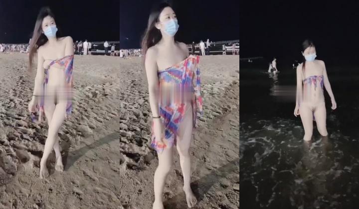 《清凉一夏》极品反差女神『浅浅』极限户外公众场所露出 肛塞狐狸尾巴勾引钓鱼大爷 紧张刺激