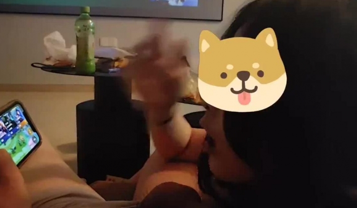 推特极品人形小母狗【Cc重制版】绝版福利，花式调教露出肛塞口交M腿狗链吃烟灰喝尿